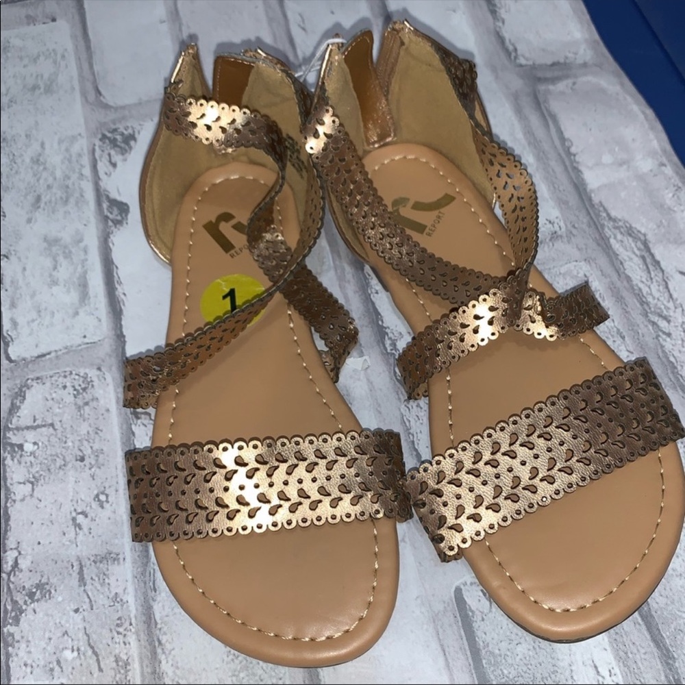 NWOT Report Gold Girls Sandals